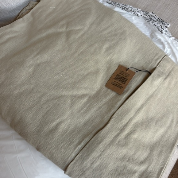 Creative Co-Op Cotton Lumbar Pillow With Appliqued Quilted Seashells, Sage - Picture 11 of 14